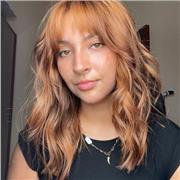 Profesora de inglés, lengua, historia, geografía y francés